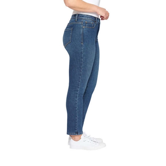 Kensie Women’s Straight Leg Jean - Picture 2 of 5